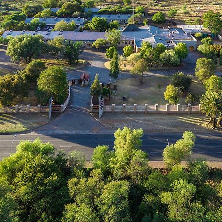 Kuruman Lodge Bagian luar foto